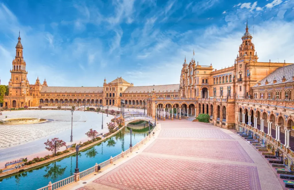 DT - Seville, Spain - August bank holiday city breaks